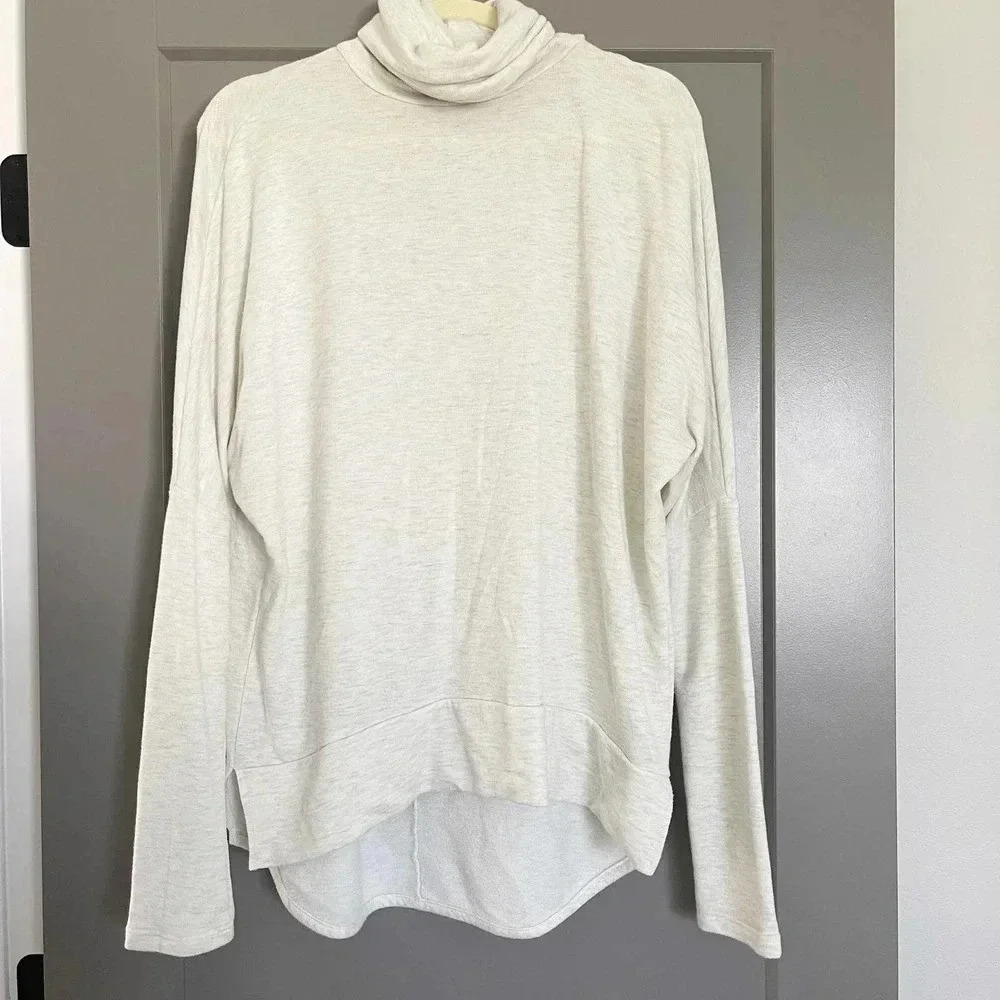 Madison & Berkeley Womens Stretch Turtleneck Long Sleeve Pullover Sweater Small